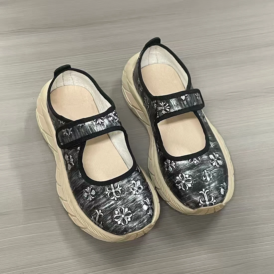 Xingliupi Ladies Charm High Quality Casual Shoes Fashion Popular Sneakers for Women Unique Shape Color Block Genuine Leather