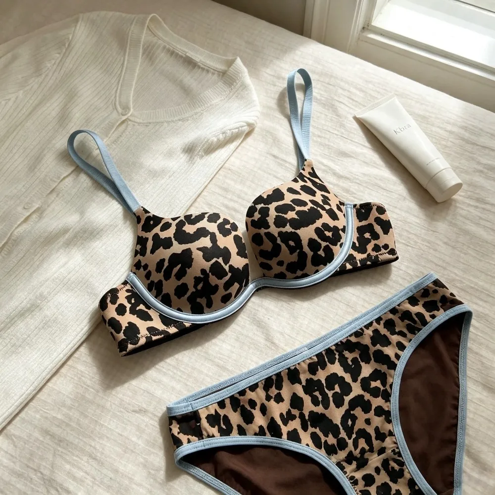 YEMOMO Women Leopard Print Lingerie Set, Push Up Bra with Side Support, Anti Sagging Underwear for Small Bust, Size 32-38セクシーな