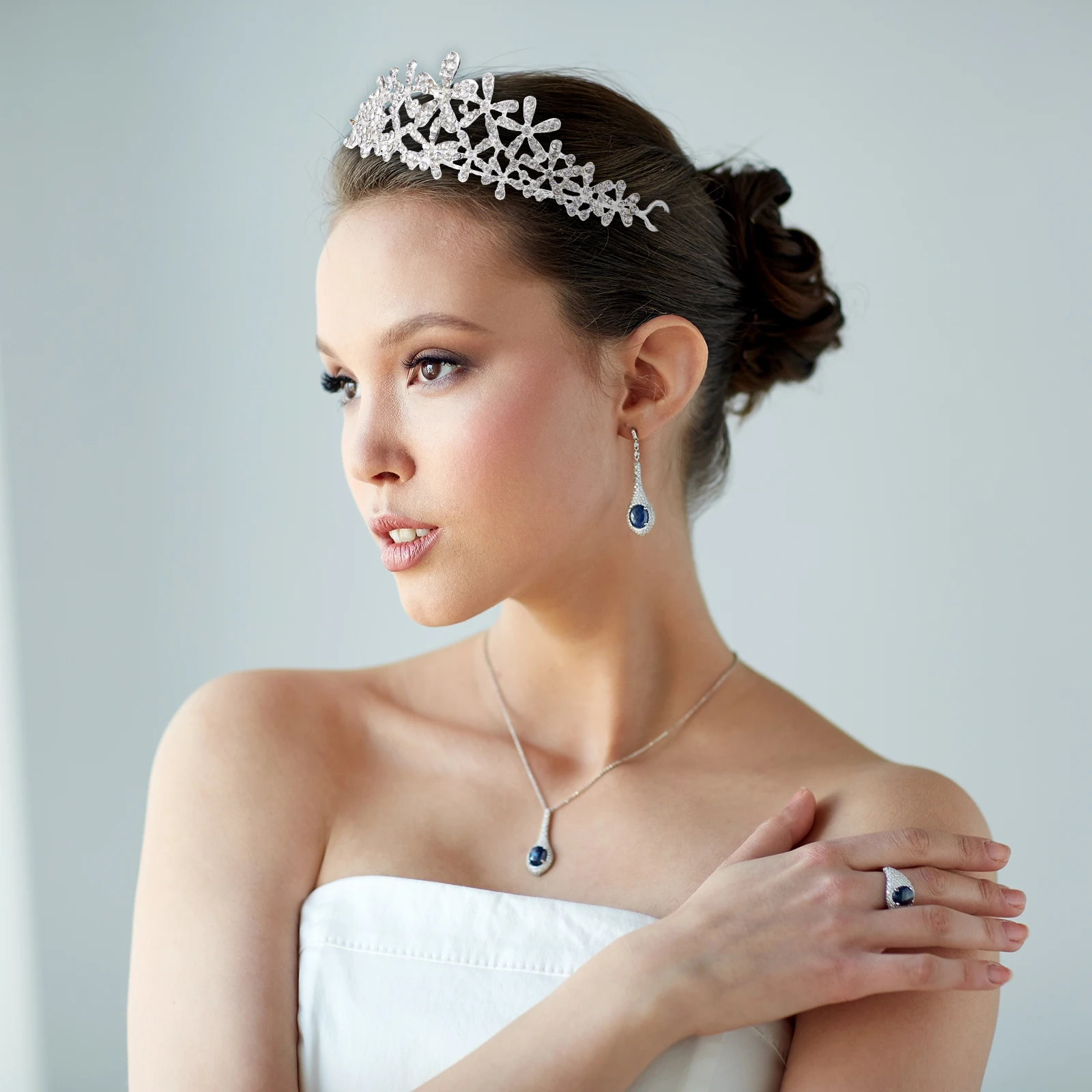 

Snowflake Alloy Rhinestone Bridal Crown Wedding Headpiece Hairband Elegant Hair Accessory for Bride Bridal Crown