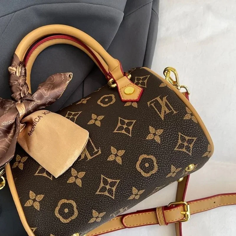 Luxuriöse Messenger-Geldbörse – Damen-Umhängetasche mit einfarbigem Retro-Lederoberfläche