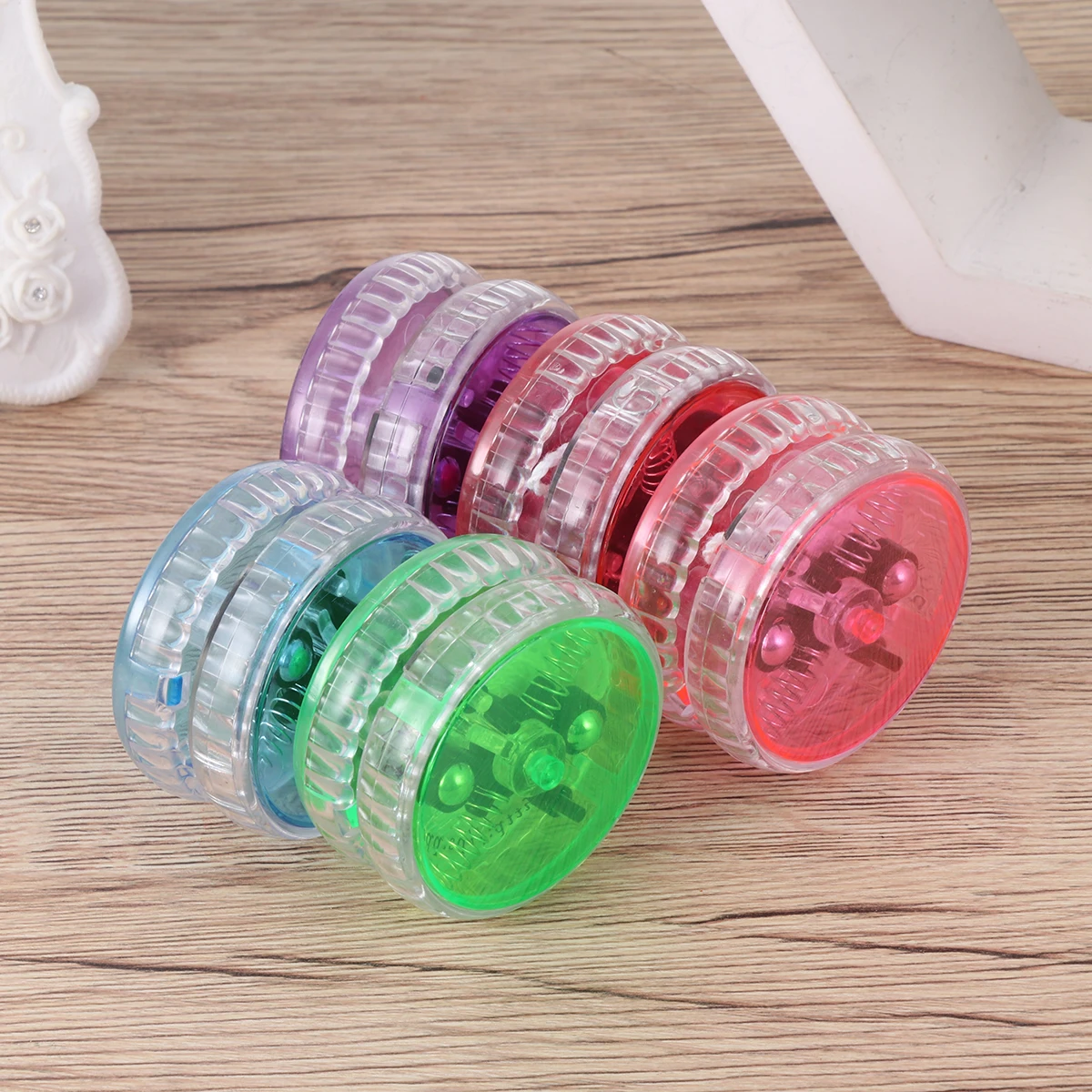 

5Pcs LED Light-Up Yo-Yo Strong Learning Tricks Perfect Gift for Children and Teenagers LED Light-Up Yo-Yo