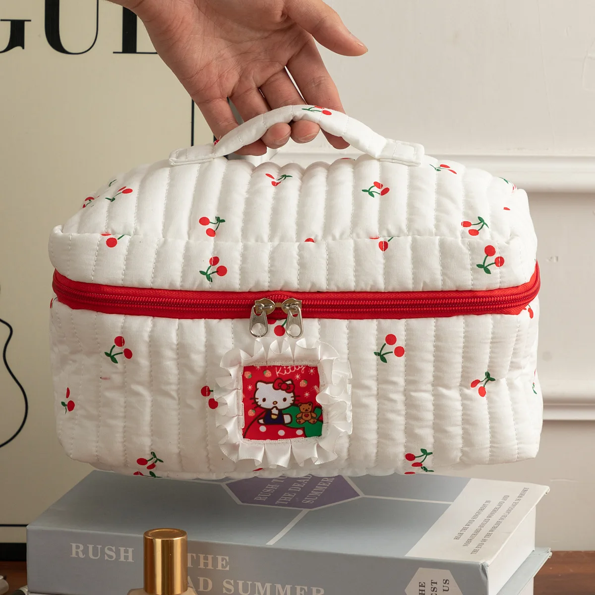 حقيبة مكياج لطيفة ذات سعة كبيرة على شكل قطة، حقيبة تخزين مستحضرات التجميل، منظم أدوات الزينة للسفر للطلاب