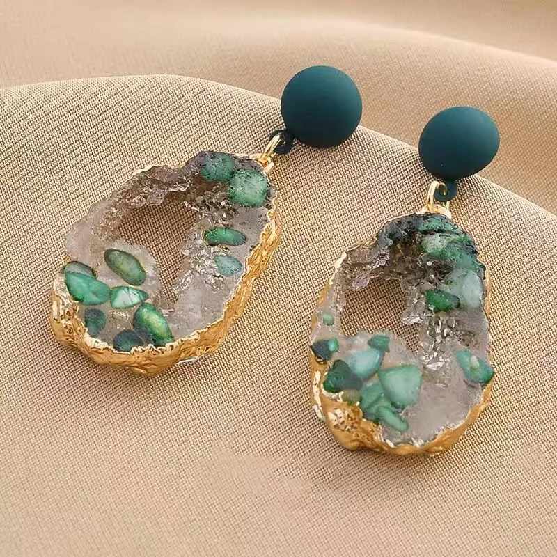 Vintage Emerald Irregular Earrings for Women 2024 New in Fashion Personality Drop Earrings Fairycore Luxury Designer Jewelry