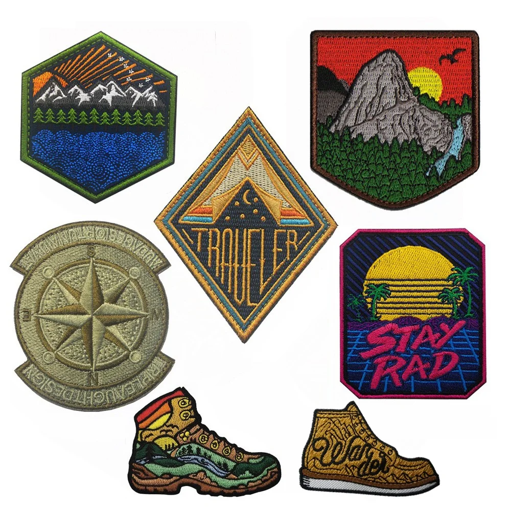 Outdoor Camping Tactical Patch Compass Wolf Embroidered Patch HOOK LOOP Badge Fit Backpack Jacket Clothing stickers