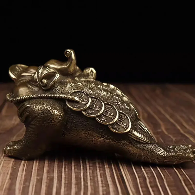 Antique Bronze Three-Legged Money Toad Statue - Lucky Wealth Toad with Coin Feng Shui Decor for Home Office Desk Living Room Gif