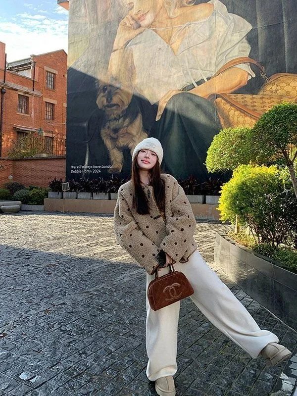 

Женское замшевое пальто свободного кроя с длинными рукавами, двустороннее, в горошек, осенне-зимнее, новое, стройнящее, верхняя одежда