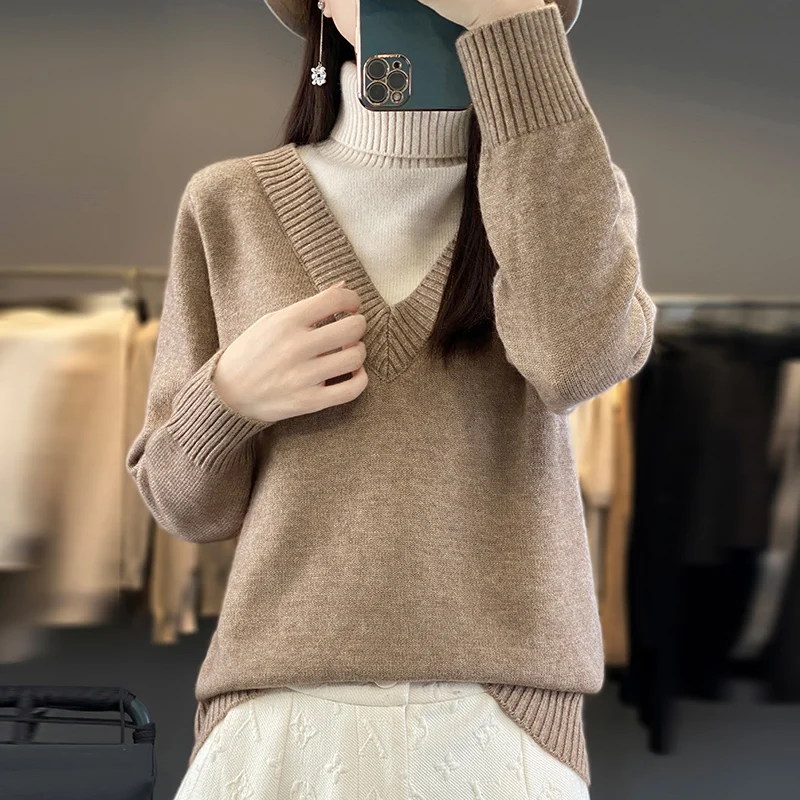 The new undershirt women's autumn and winter foreign style is layered with a color-blocked knitted sweater, a high-neck cardigan