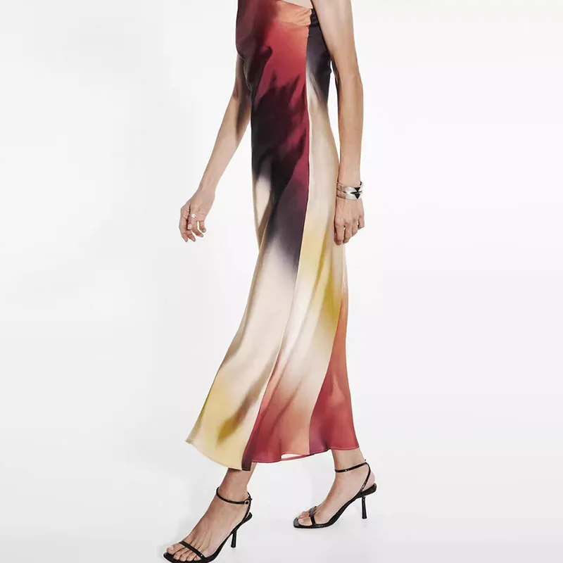 아미세미메트리 슬래시 칼라 홀터 드레스 우아한 그라데이션 프린트 슬리브리스 이브닝 드레스 여름 신상 여성 연회복