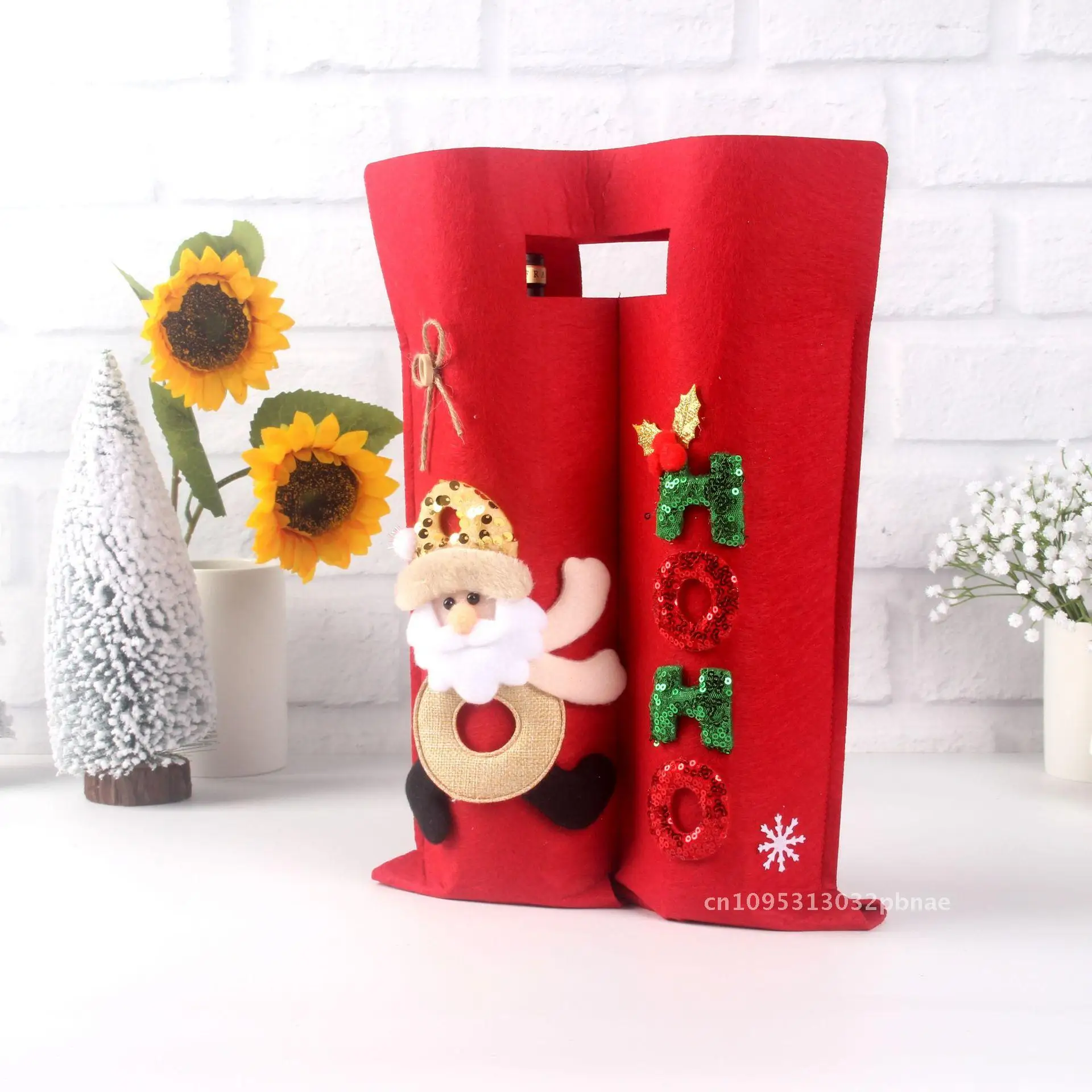 

Red Wine Bottle Set Decorations Christmas Theme Linen Bag with No Face Design for Old Forester Wine Bottles