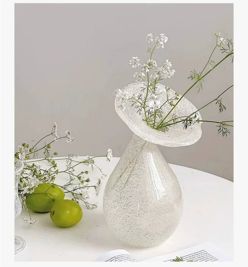 

Transparent glass flower vase for French tulip flower arrangement, water-grown flower container, artistic and luxurious style