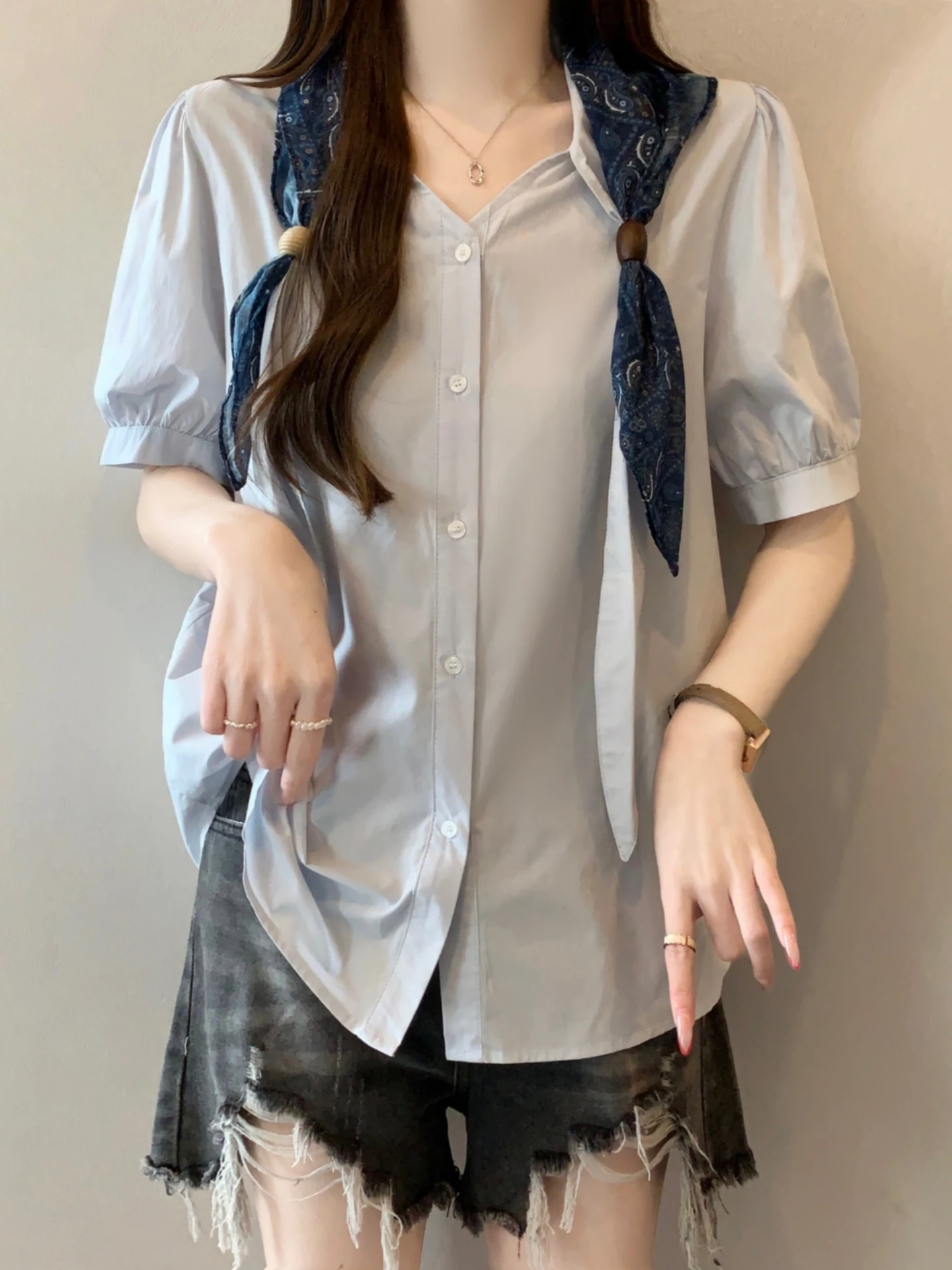 

Slimming V-Neck Short Sleeve Base Shirt Women's Summer 2026 plus Size Fashionable Design Silk Scarf Shoulder Top Korean Style