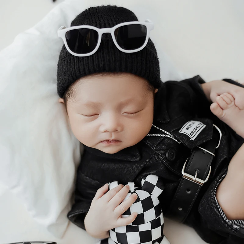 Newborn Photography Props Cool Boy Photo Suit Hat Sunglasses Props Hip hop Theme Outfit Studio Baby Photo Shoot Accessories