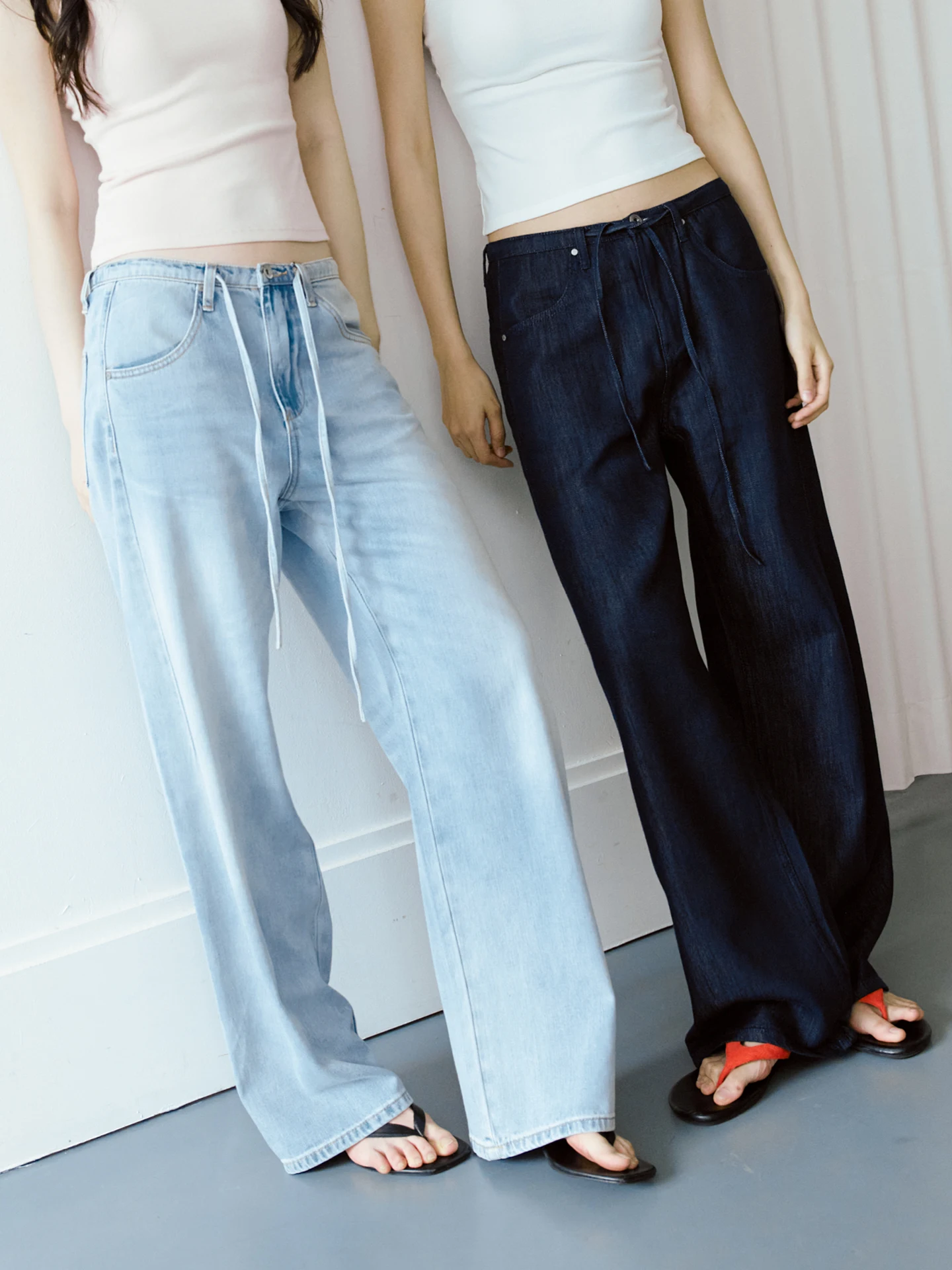 

Acetate Cotton Skin-friendly Breathable Drawstring Running Straight Leg Jeans Casual Style Youth Suitable Natural Waist