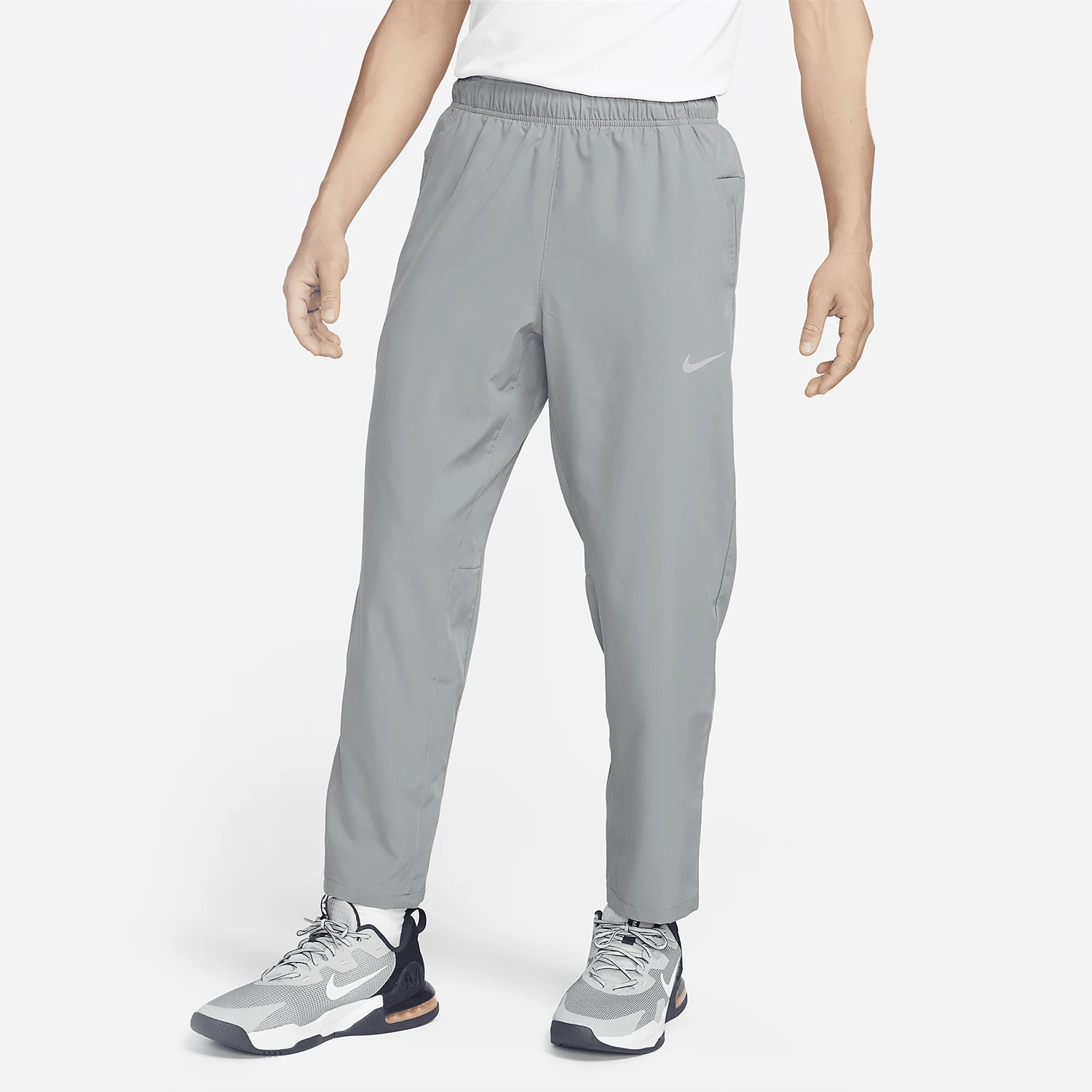 

Nike genuine Form Dri-FIT Men's Straight Fit Casual Pants FB7491-084