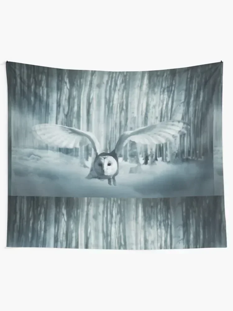 Snowy Owl In Flight Tapestry Aesthetic Decoration Room Decor Aesthetic Decoration Pictures Room Wall Decor Home Tapestry