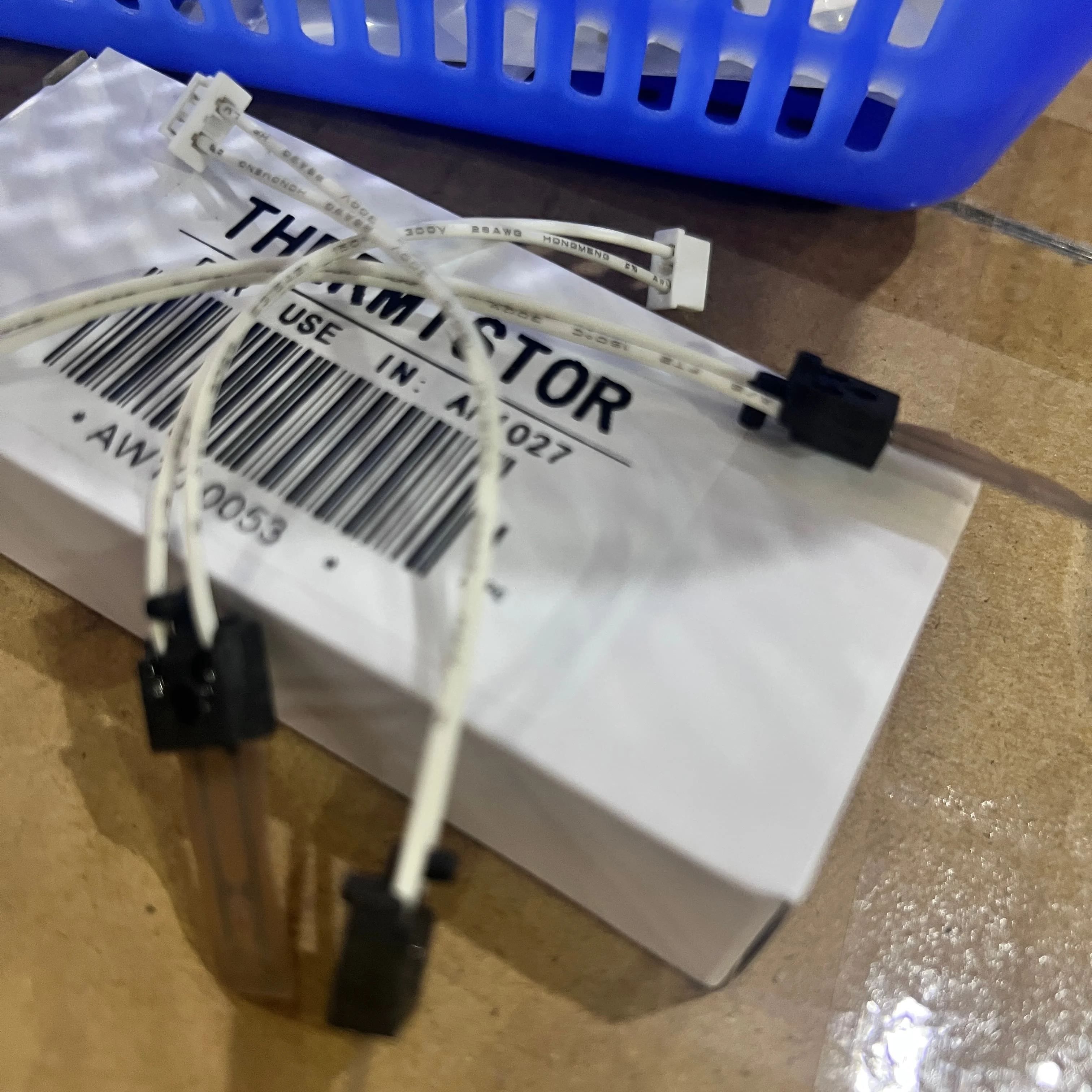 

10 шт. новый AW10-0053 AW100053 для Ricoh Aficio 1022 1027 1035 1045 2022 2027 2035 2045 3025 3030 2510 3010 термистор фьюзера