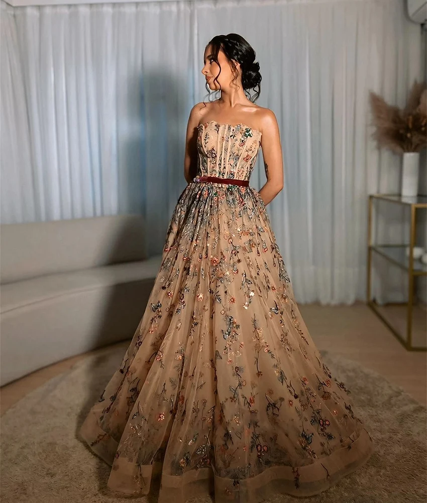 

Customized Exquisite Tulle A-Line Appliques Evening Dress Temperament Sleeveless Strapless Floor Length Bespoke Occasion Gowns