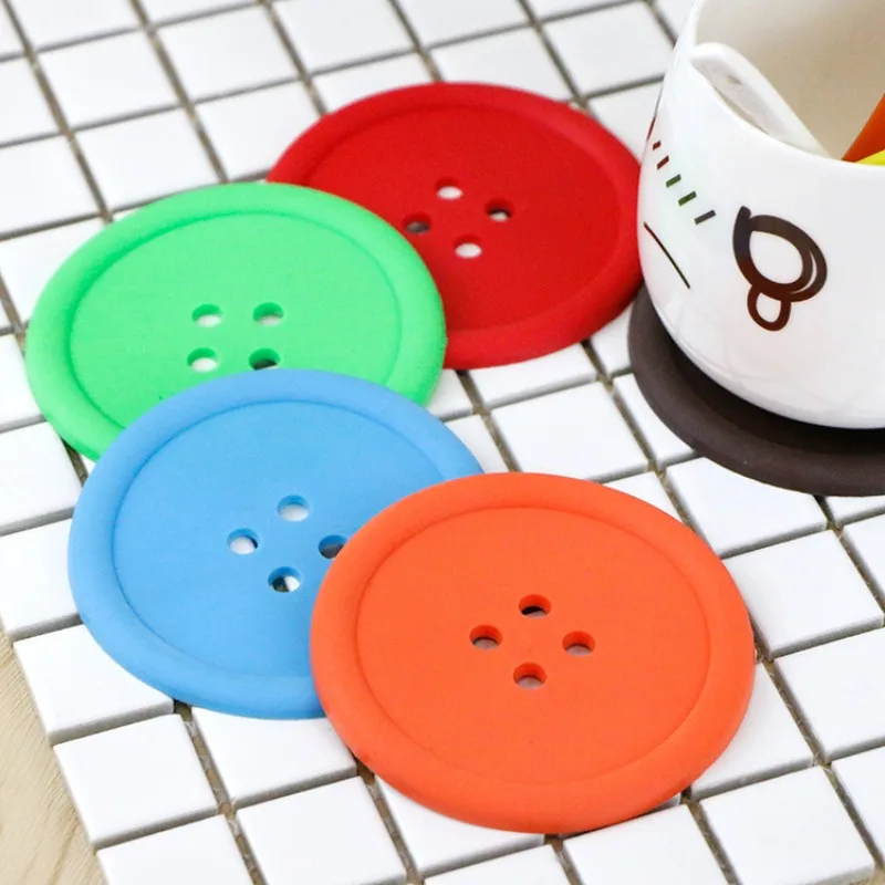 1PC Creative Home Heat-resistant Round Water Coaster Non-slip Insulation Pad Silicone Table Mat Simple Button Coaster Kitchen