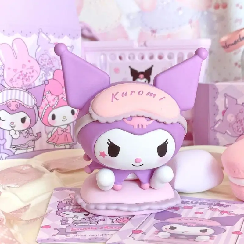 

Оригинальная Kawaii Sanrio Kuromi Melody одежда для сна Милая женская кукла ручной работы Kulomi модные модели игрушек кавайные украшения для комнаты