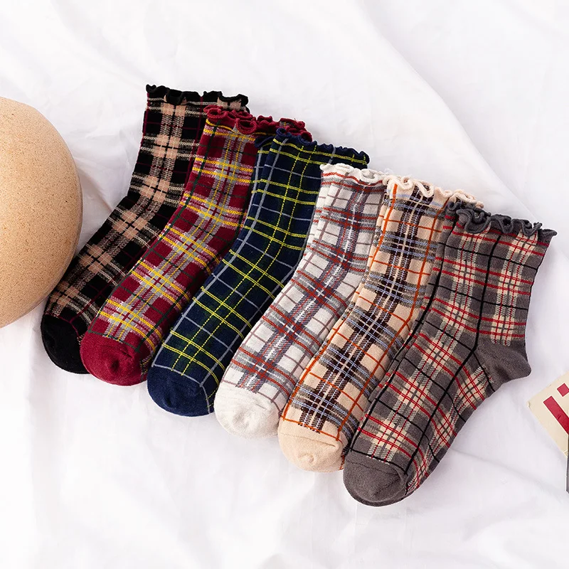 Women's Socks Japanese Harajuku Plaid Retro Curled Edge Fashionable Kawaii Versatile Sports College Style Cotton Socks For Girl