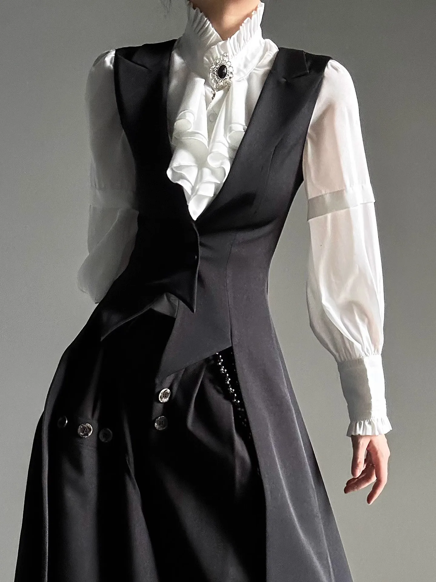 Dünne Armee-Kaschmirwesten für Herren und Damen mit Schnürung und Patchwork-Design, Minimalismus, sanfter urbaner Stil, schlicht, weich, ärmellos – Detail 5