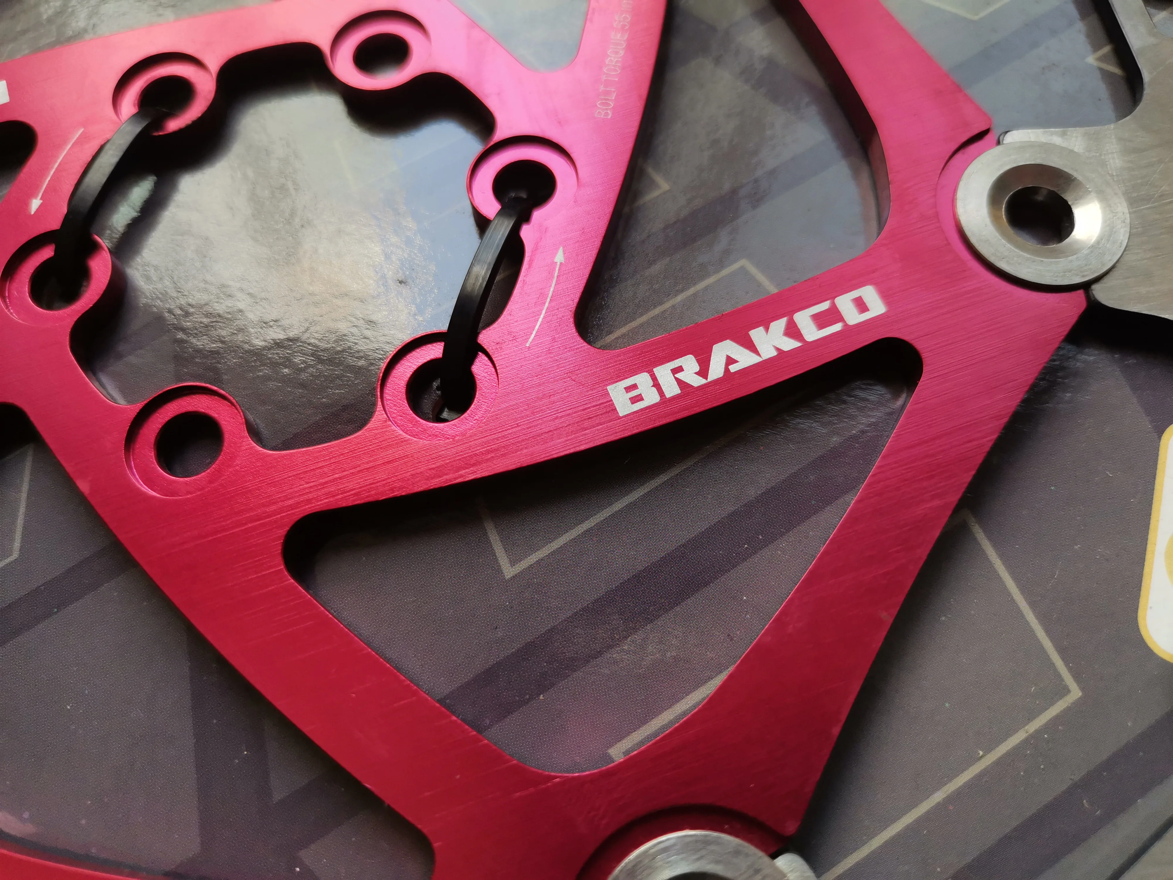 ワンピースフローティングディスクブレーキローター 160mm - Mountain Biking Japan のレビューと価格