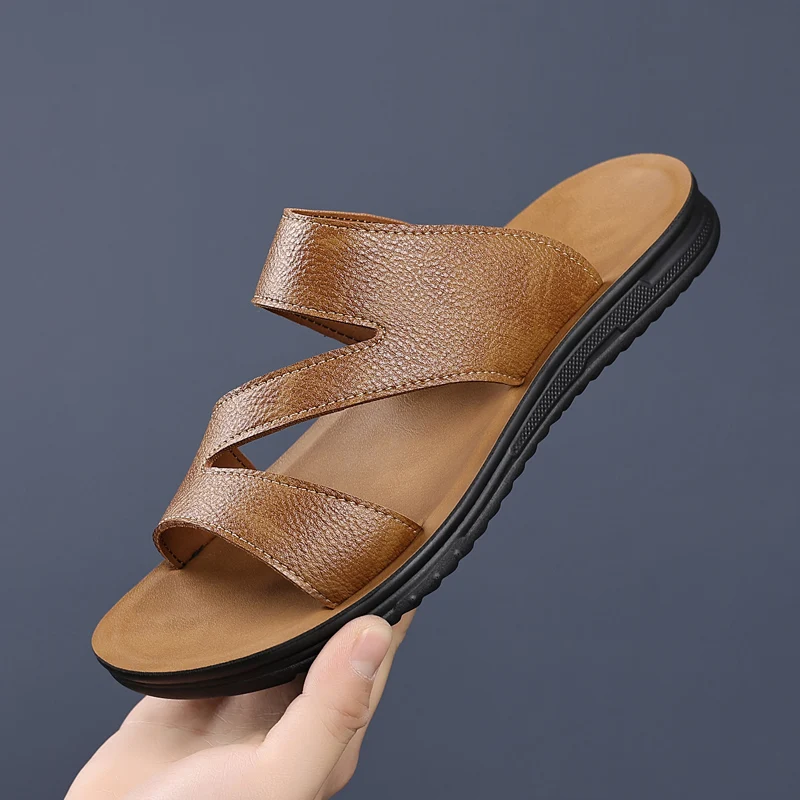 

Пляжная повседневная мужская обувь. Удобный и повседневный дизайнерский стиль. Уличные прогулочные сандалии для взрослых в стиле ретро. Летние слипоны.