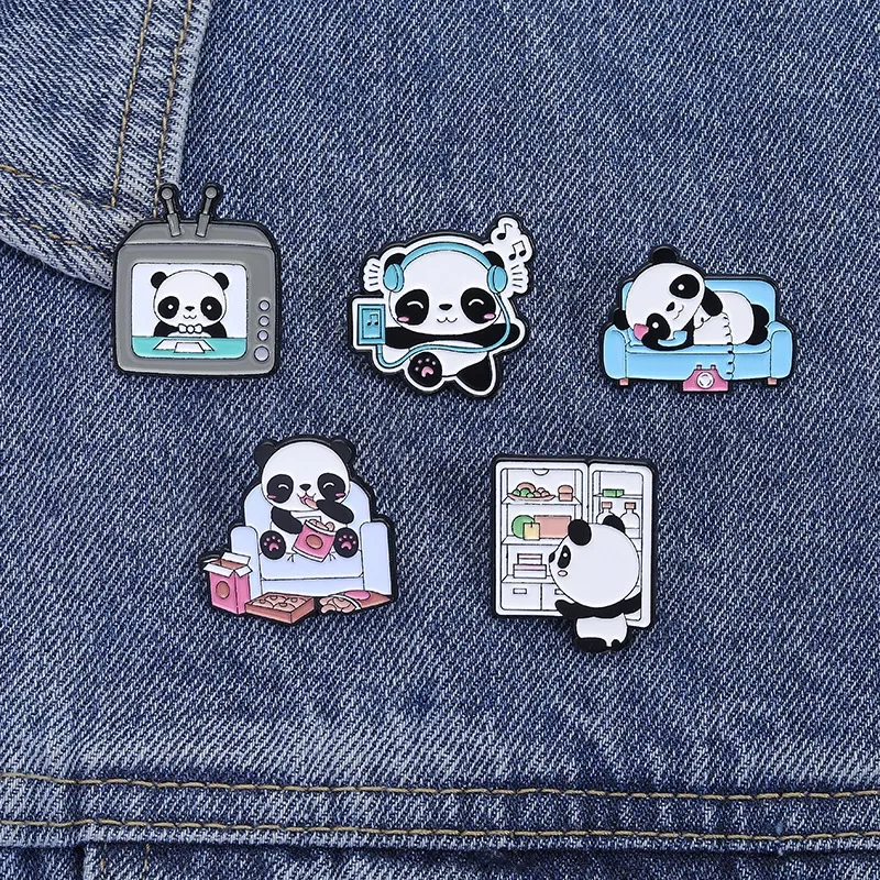 Lapel Pin New Cute Cartoon Niche Design High-value Panda Alloy Drip Oil Accessories Universal Souvenir Gift Brooches for Clothes