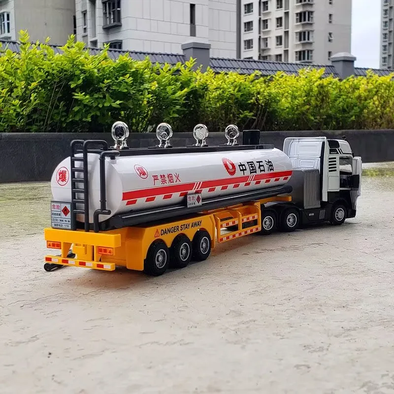 1/50 Alloy Oil Tank Truck Model Diecast Metal Gasoline Petroleum Transport Vehicle Car Model Sound Light Simulation Toy Gift