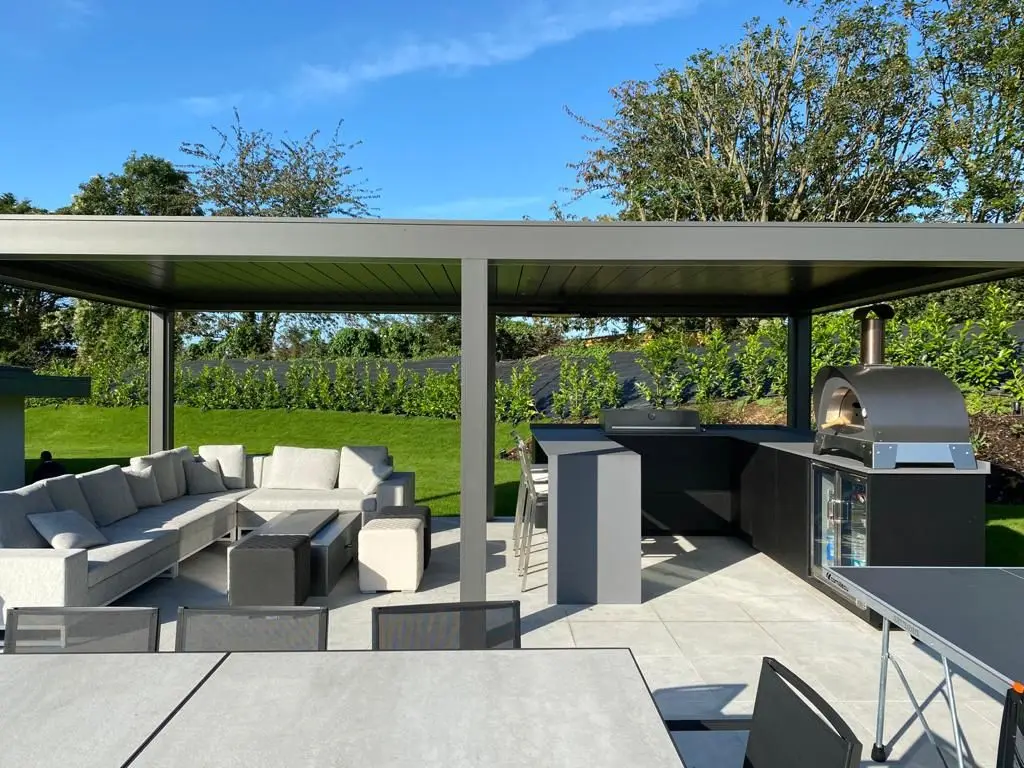 

Motorised Gazebo with LED Light Modern Outdoor Pergola Aluminium Waterproof Louvered Roof Bioclimatic Pergola for Sun Protection