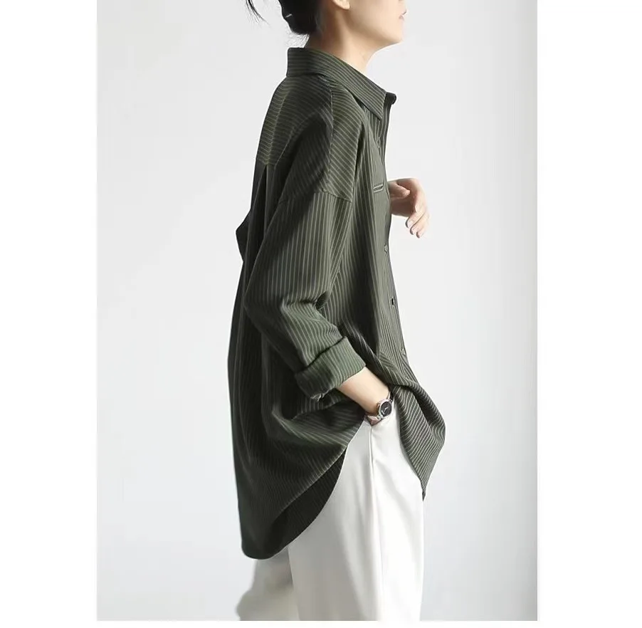 

Women's Spring, Summer, and Autumn Shirt Design Feeling Small, Retro Hong Kong Style Loose Draping Green Stripe Top