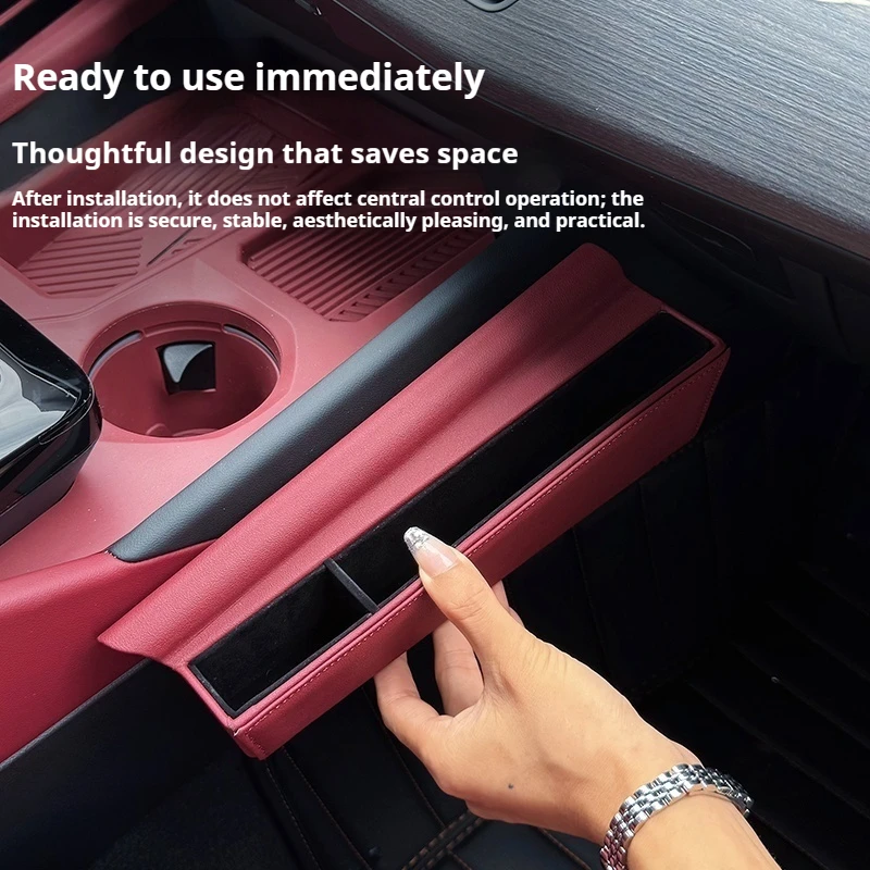 ﻿   لسيارات BMW 5 Series i5 G60 2024-2025 صندوق تخزين وحدة التحكم المركزية للسيارة من جلد البولي يوريثان صندوق تخزين شق ملحقات داخلية