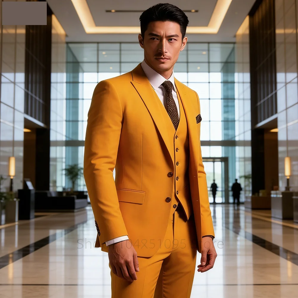 

Elegante Men's Grey Slim Fit Tuxedo 3-Piece Smoking Suit with Peak Lapel Blazer Vest Pants for Wedding Party