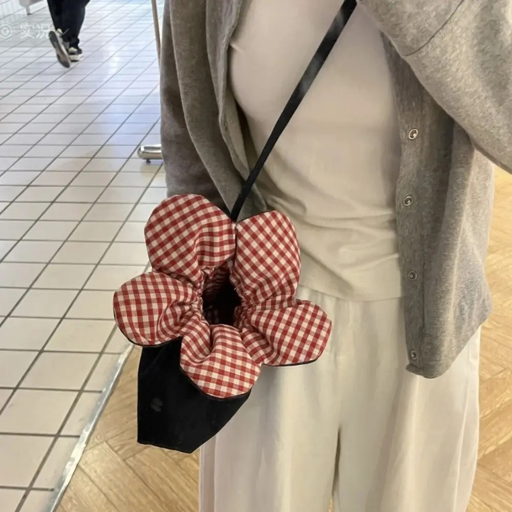 

Literary Plaid Flower Drawstring Bag Cute Portable Bundle Pocket Cloth Storage Bag ins Shoulder Bag Women