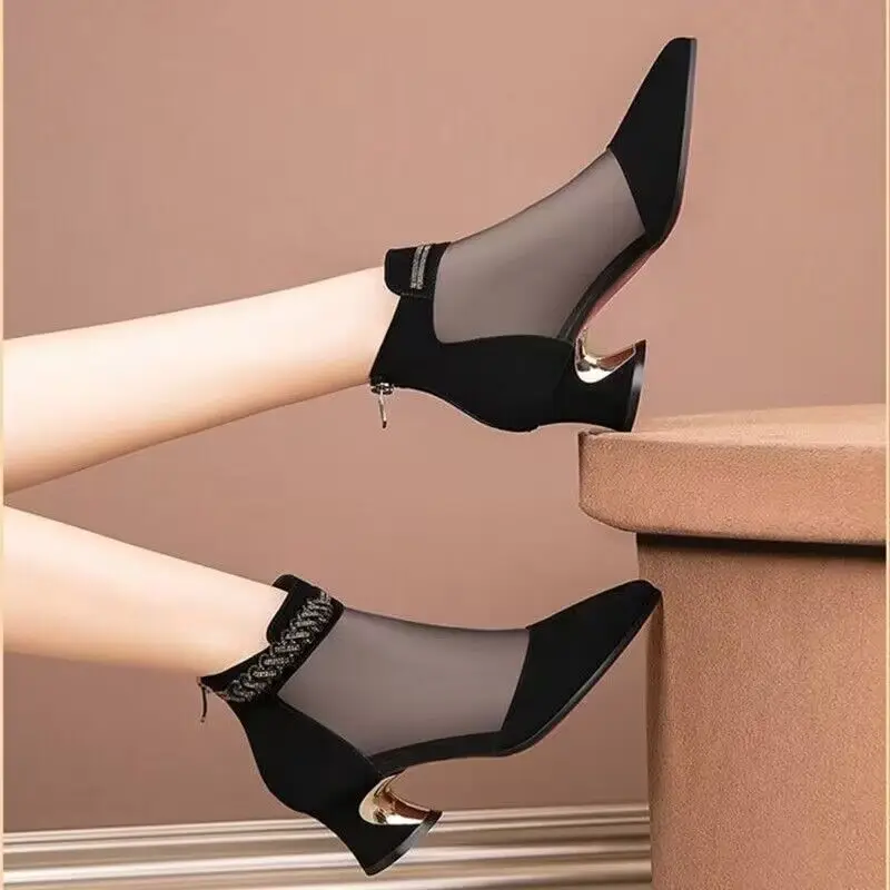 2023 Autumn Boots For Women Summer Mesh Breathable Rhinestone Low Heels Sandals Retro British Style Woman Leather Dress Shoes