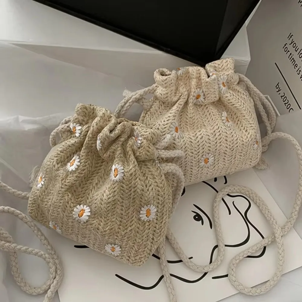 

Fashion Rattan Straw Weave Bucket Bags Retro Casual Beach Shoulder Bags Small Handbags Totes Women Summer