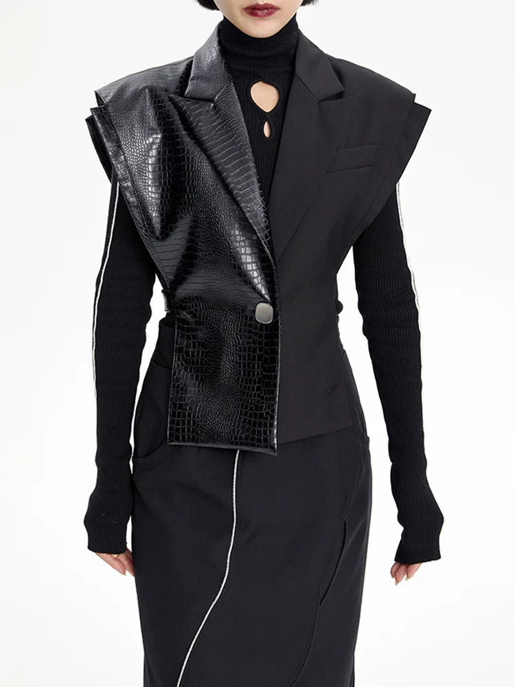 

Черный кожаный жилет с вставками, модный, приталенный, на одной пуговице, с утяжкой на талии, из полиэстера, для повседневной носки, верхняя одежда