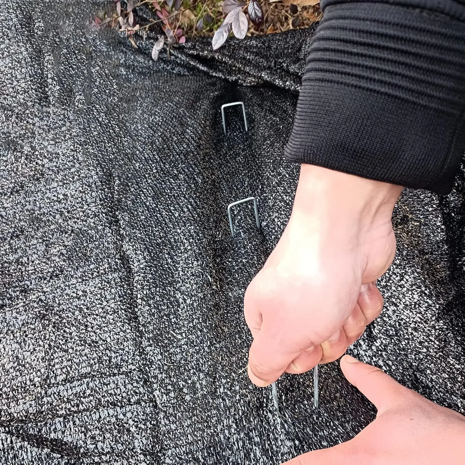 Garden Stakes Galvanized Landscape Staples U-Type Turf Staples for Artificial Grass Rust Proof Sod Pins for Securing Fences