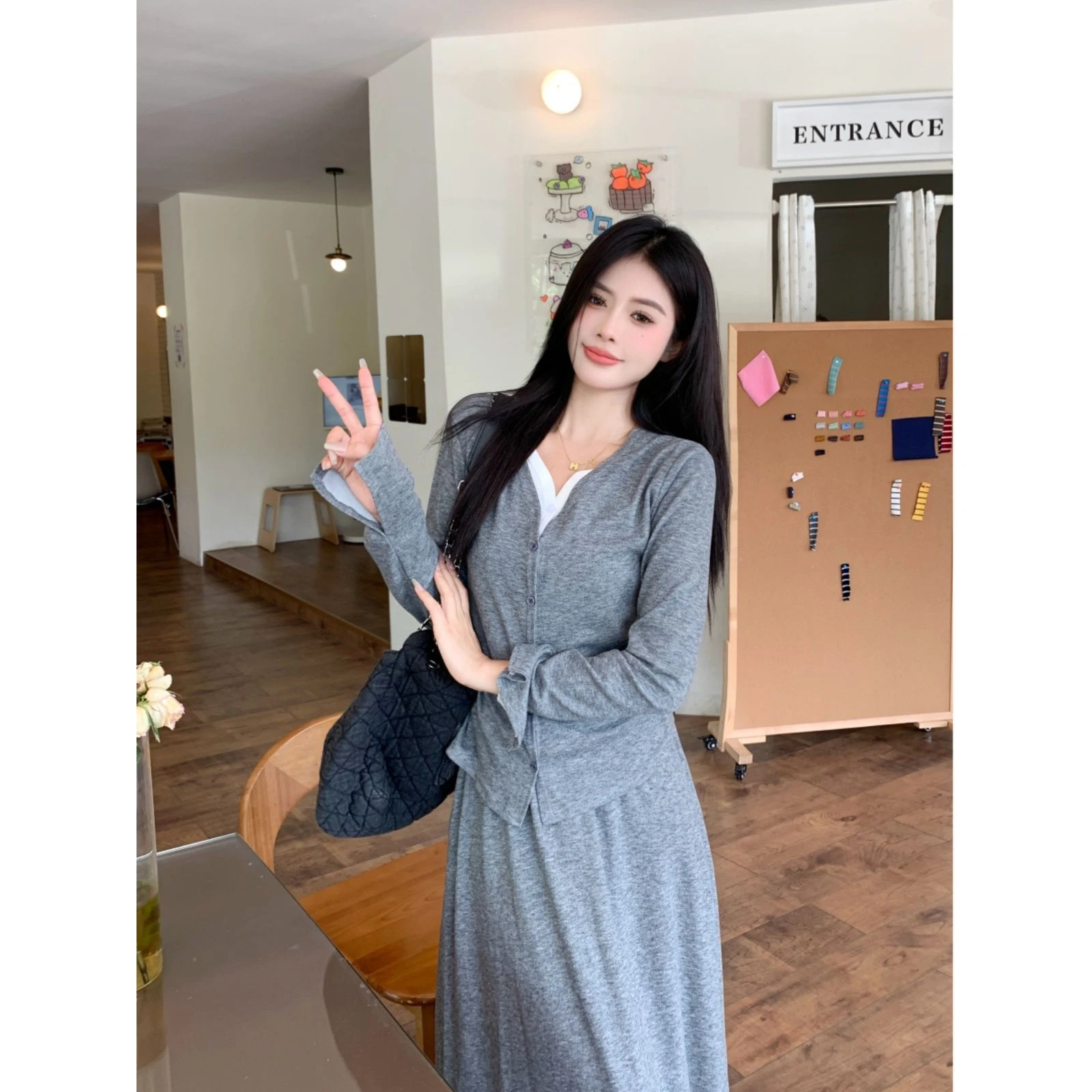 Women's V-Neck Long Sleeve Knitted Top High Waist  Skirt Casual Early Autumn Set Slimming Effect Color Block Design