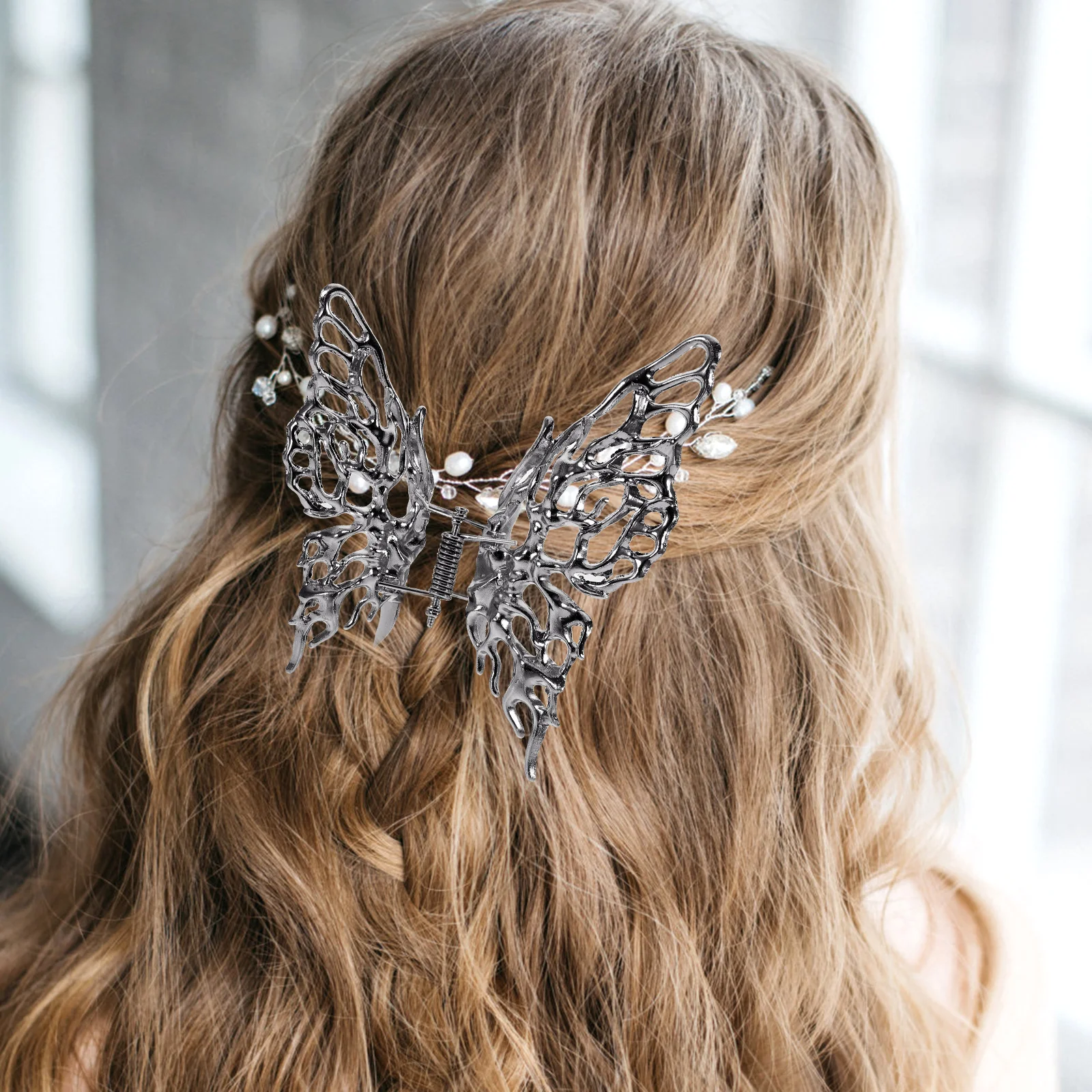 

3 pcs Large Shark Claw Hair Clips GunBlackSilverGold Women Thin Thick Hair Back Head Styling Tool HairClamps