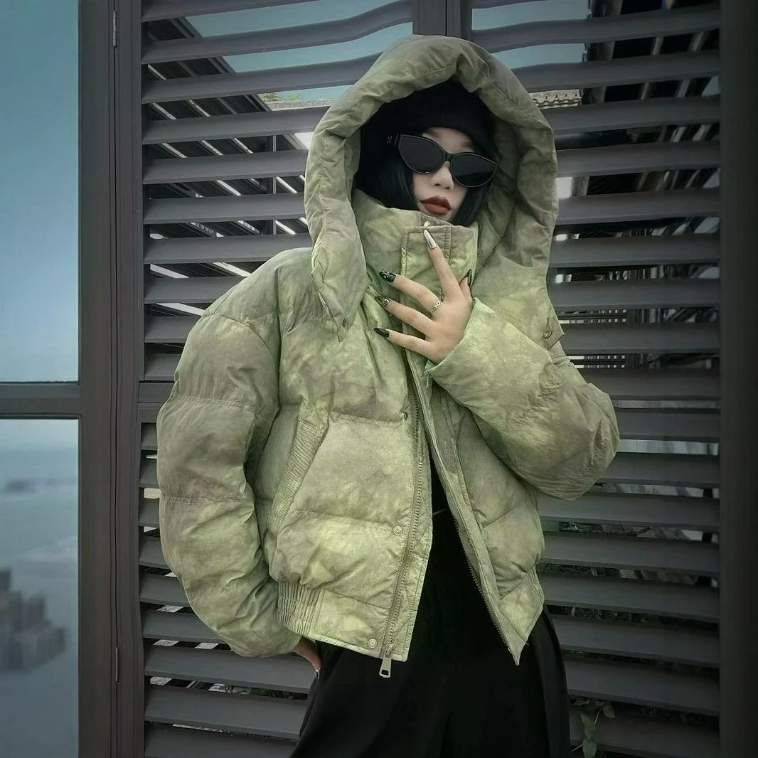 2025 Color Blocking Winter New Design Sense Tie Dye Short Down Jacket Women's Fashionable Warm Bread Jacket