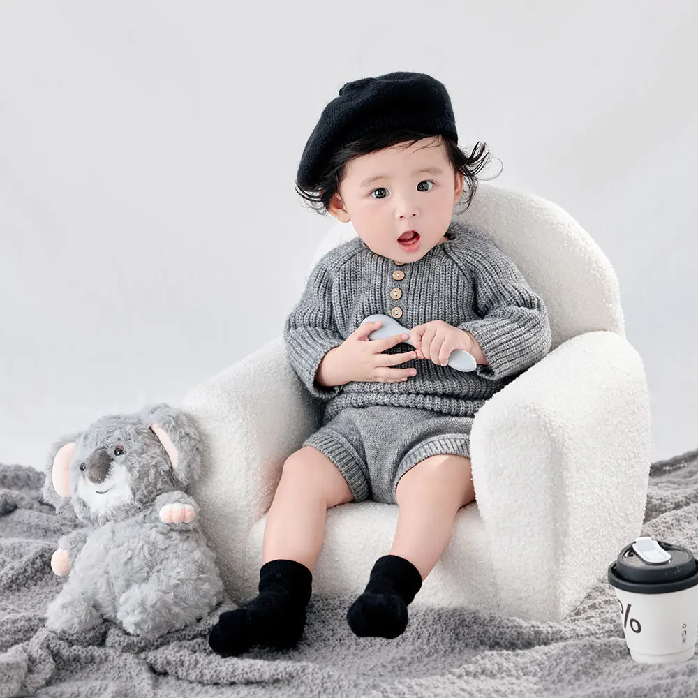 

3 Month Newborn Photography Props for Girl Fashion Theme Knitted Baby Outfit and Koala Doll with Matching Hat Studio Accessories