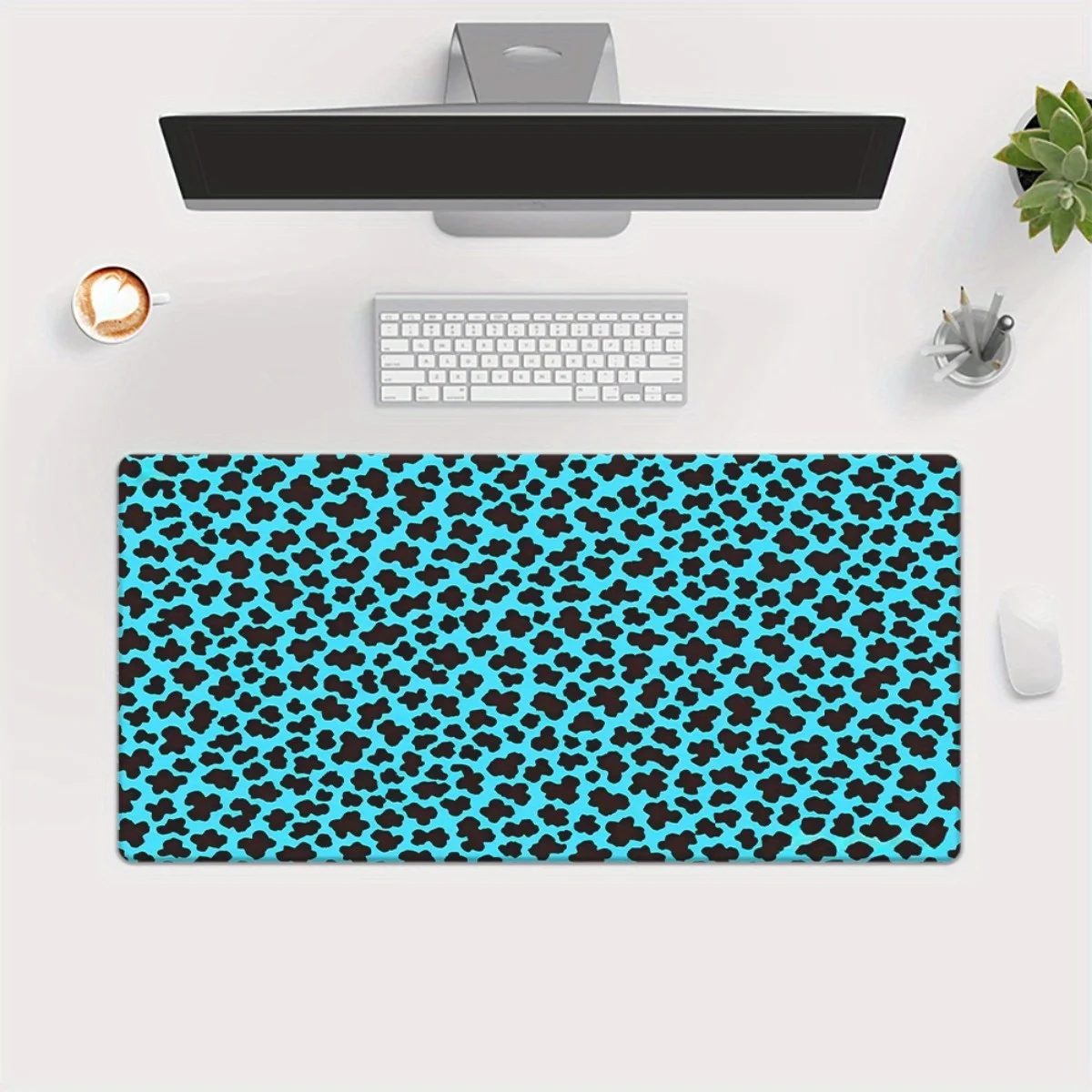 

Blue leopard print mouse pad for computer games, office decoration, anti-slip rubber base, washable, durable and of high quality