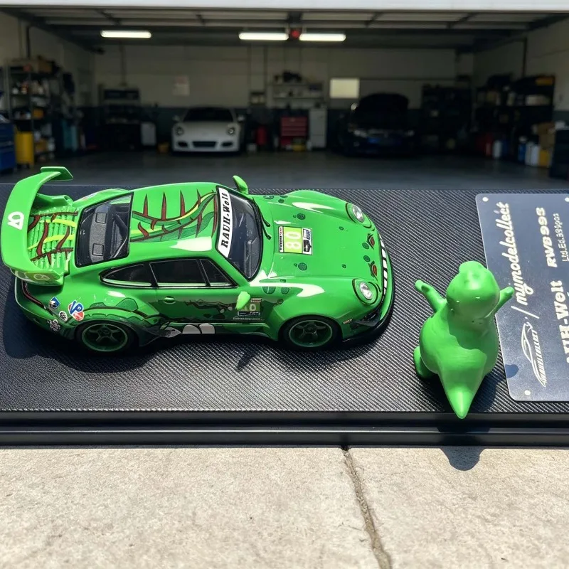

Model Collection 1:64 RWB993 Green Dinosaur Cast Alloy Car Model, Boys' Holiday Gift Toy, Adult Collection Decoration Item.