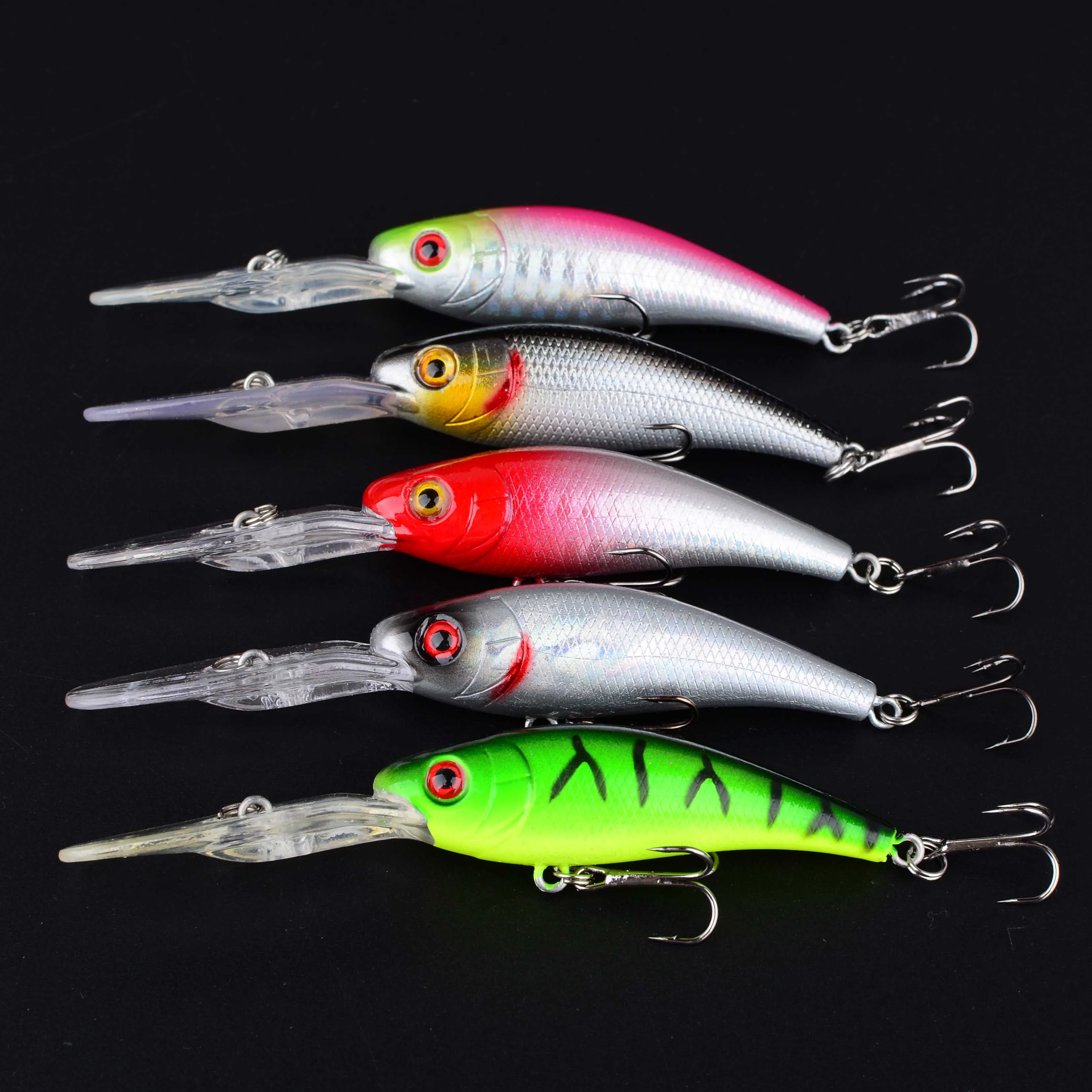 Minnow flotante con anzuelos triples para carpa y lucio