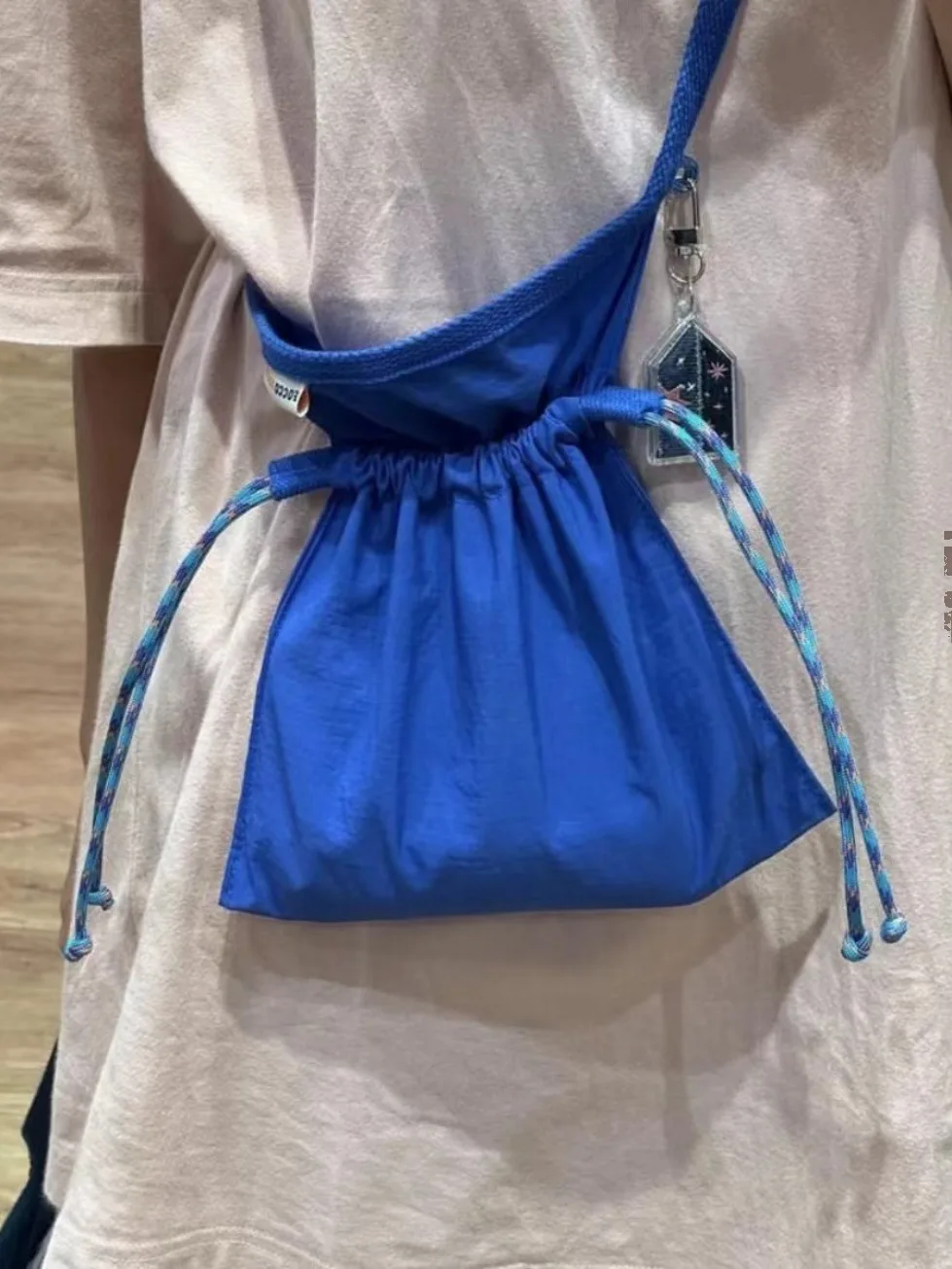 

Повседневная сумка-мессенджер Новые модные нейлоновые сумки для телефона черного цвета Сумки через плечо красного цвета Дорожные кошельки и сумки сумка женская