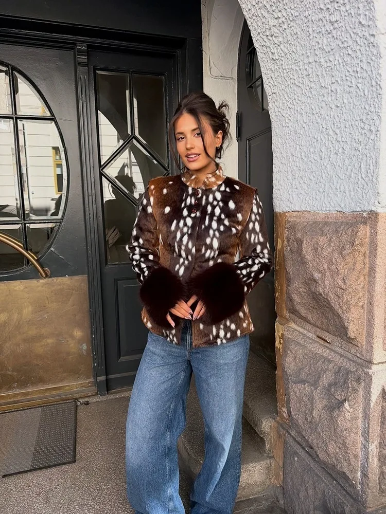 Leopard Print Faux Fur Cuffs Jacket Women Stand Collar Buttons Deer Spot Jackets 2026 Autumn Winter Fashion Lady Outwear Coats