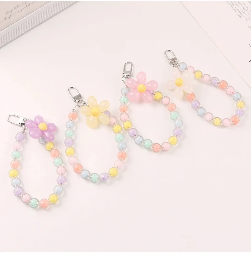 New Fashion Beaded Resin Flower Car Keychain Pendant DIY Color Beaded Chain Headphone Set Couple Bag Decoration Wholesale