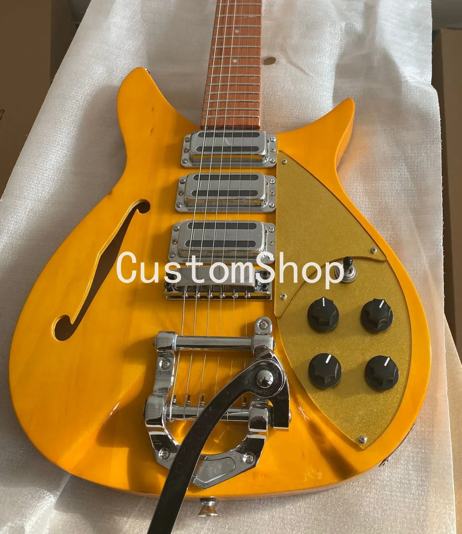 1996 K 325  Natural Yellow Semi Hollow Body Electric Guitar Single F Hole, Short Scale Length, Bigs Tailpiece,