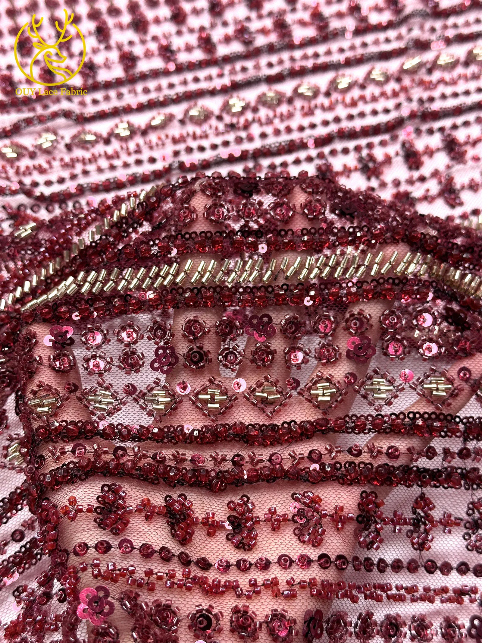 Französische nigerianische Luxus-Perlen-Mesh-Spitze in Weinrot, französische Pailletten-Stickerei-Spitze, afrikanischer Spitzenstoff für Abendkleider zum Nähen – Detail 7